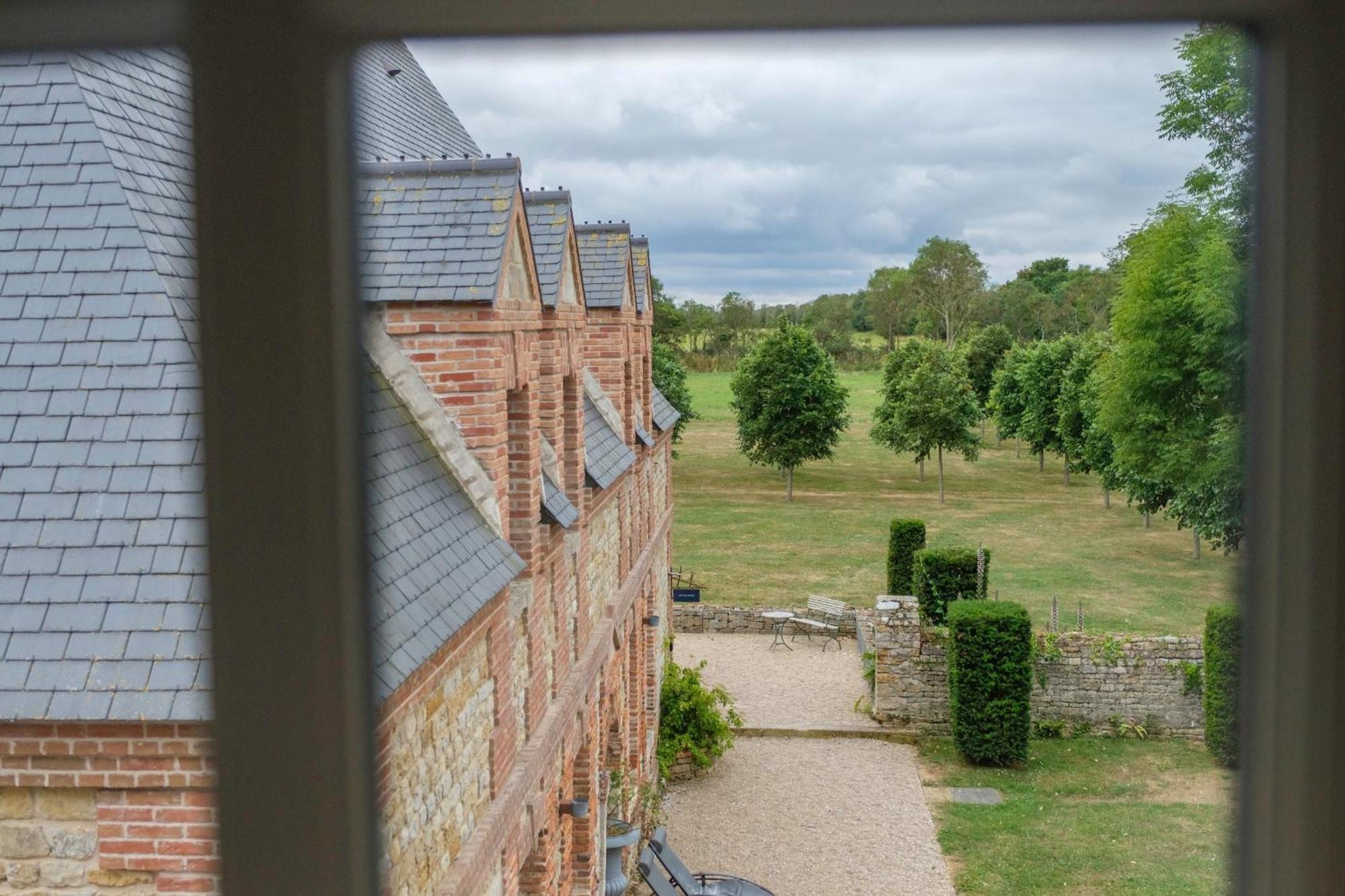 Le Domaine De Ravenoville - Pierres D'Histoire Exterior photo